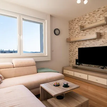 Sunny Apartment * Zadar